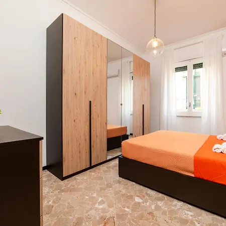Centro House